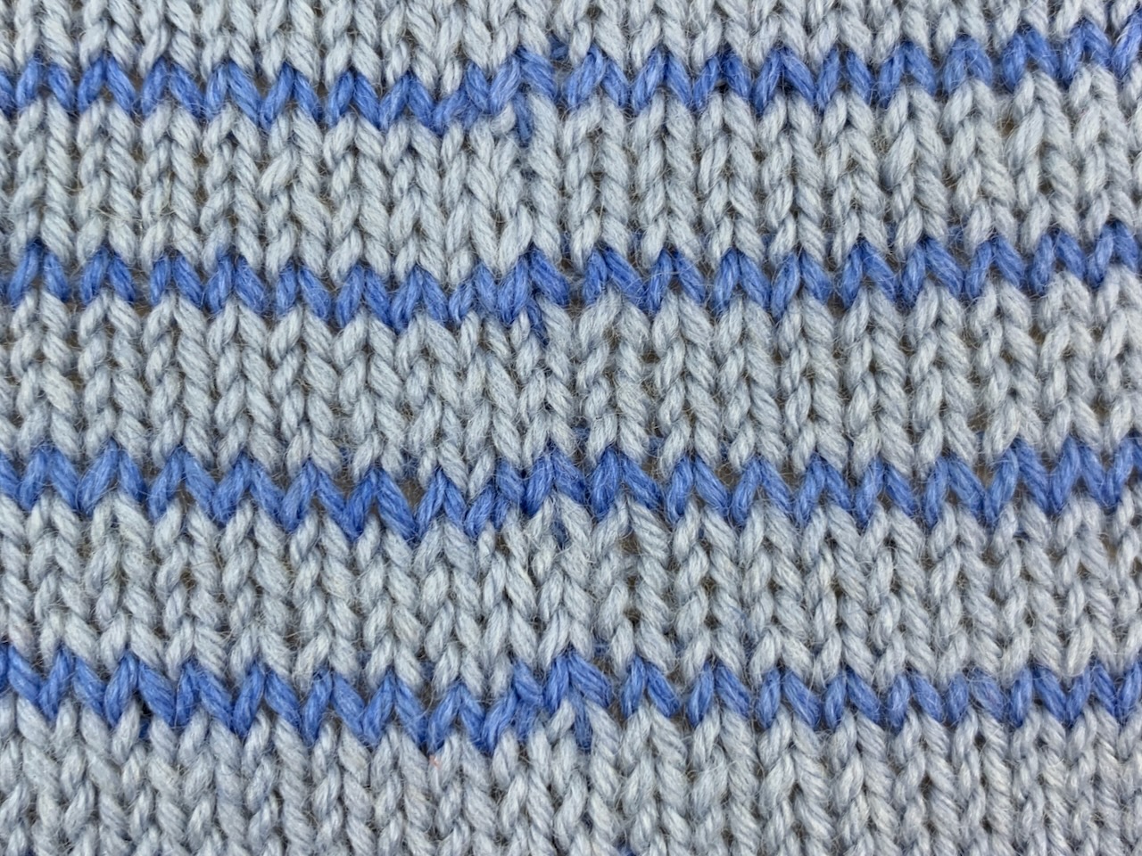 Streifen ohne Treppchenbildung stricken