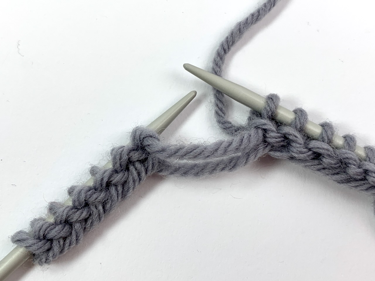 Masche im Maschenanschlag verloren