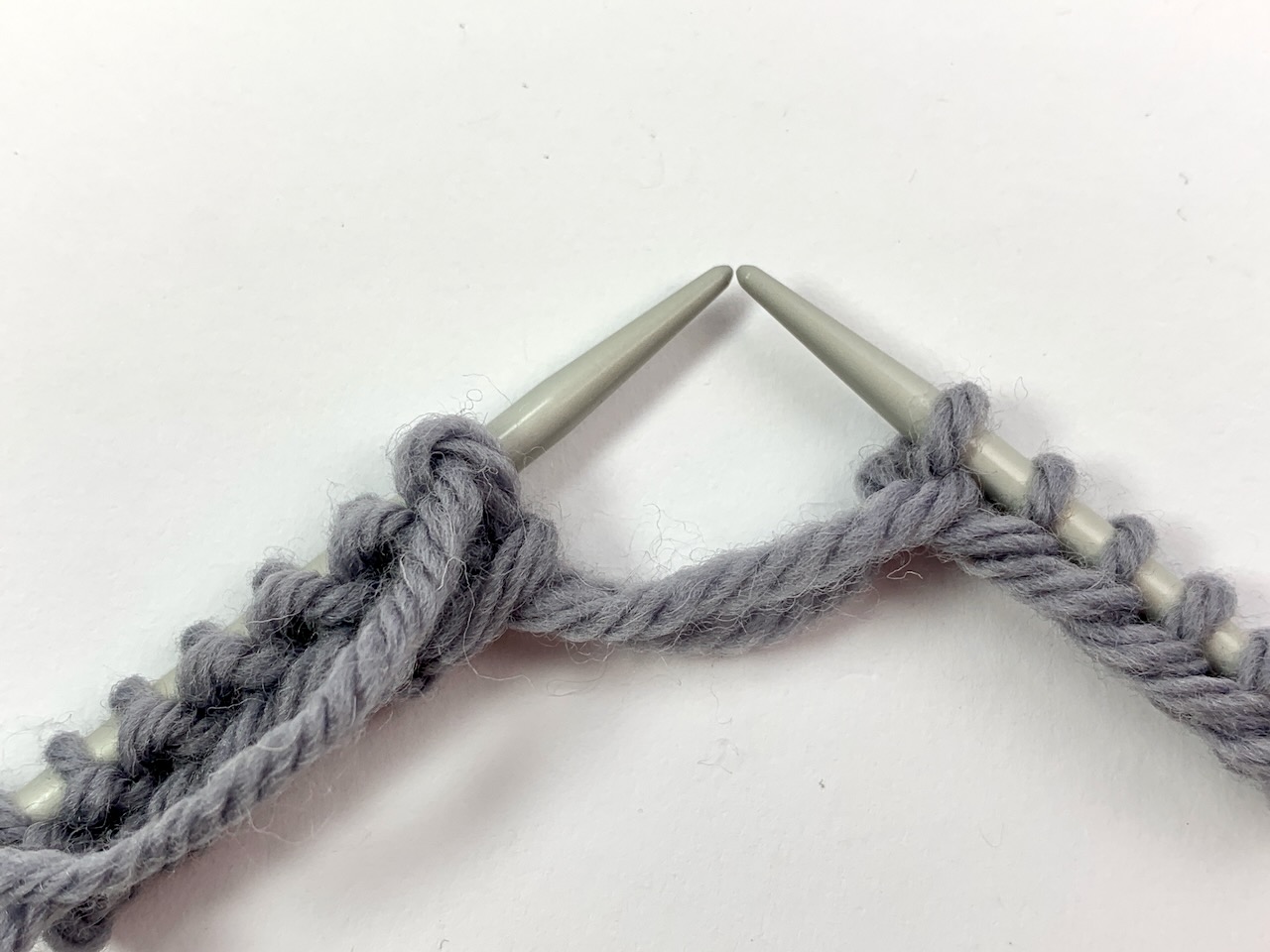 Masche im Maschenanschlag verloren