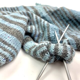 Schals und Tücher stricken